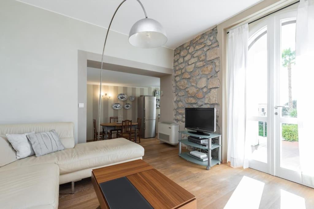 Villa Rocky - Luxury 3Br Apt In Liberty Villa.Pool,Garden,Wifi Roquebrune-Cap-Martin Ngoại thất bức ảnh